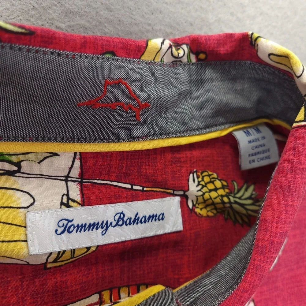 Tommy Bahama Merry Martini Shirt Mens Medium Red Cocktails Drinks Celebration